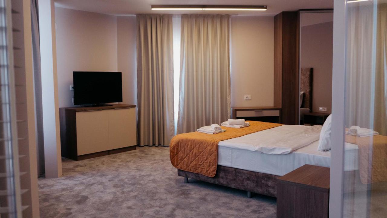 Hotel Lebed Ohrid Exteriör bild