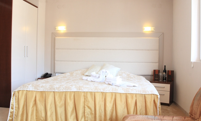 Hotel Lebed Ohrid Exteriör bild